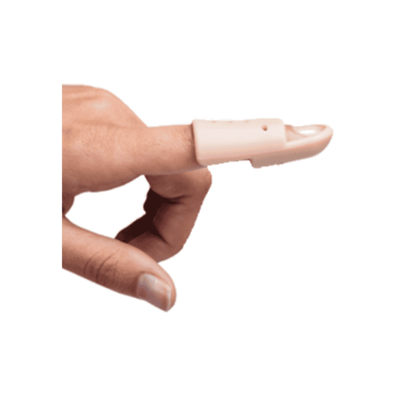 mallet finger splint on finger